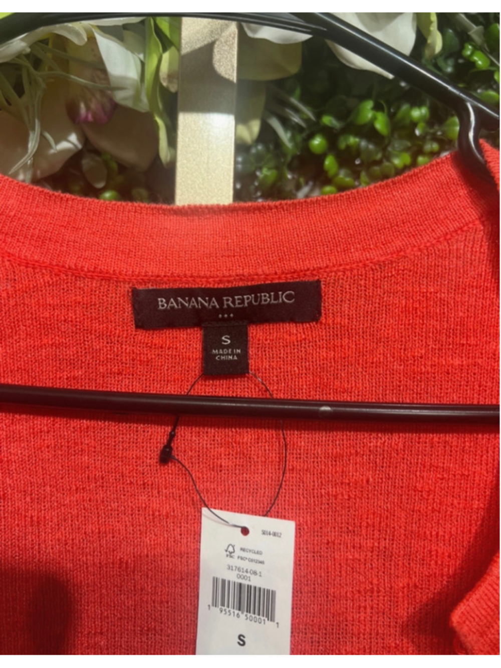 Banana Republic Lightweight Coral Red Short Sleeve Cardigan size Small - Picture 2 of 6